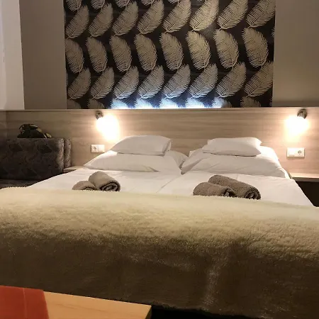 Baranyai Vendeghaz Apartmán *