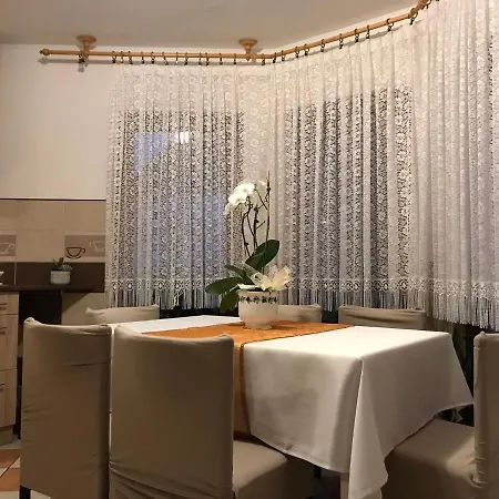 Baranyai Vendeghaz Apartment *